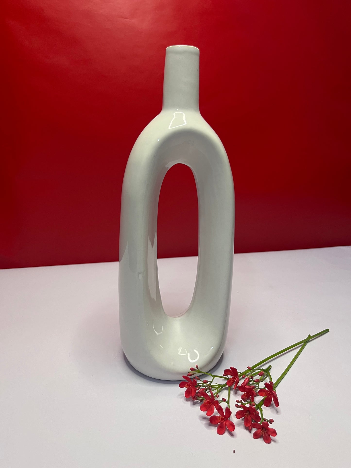 Ring Flower Vase - White