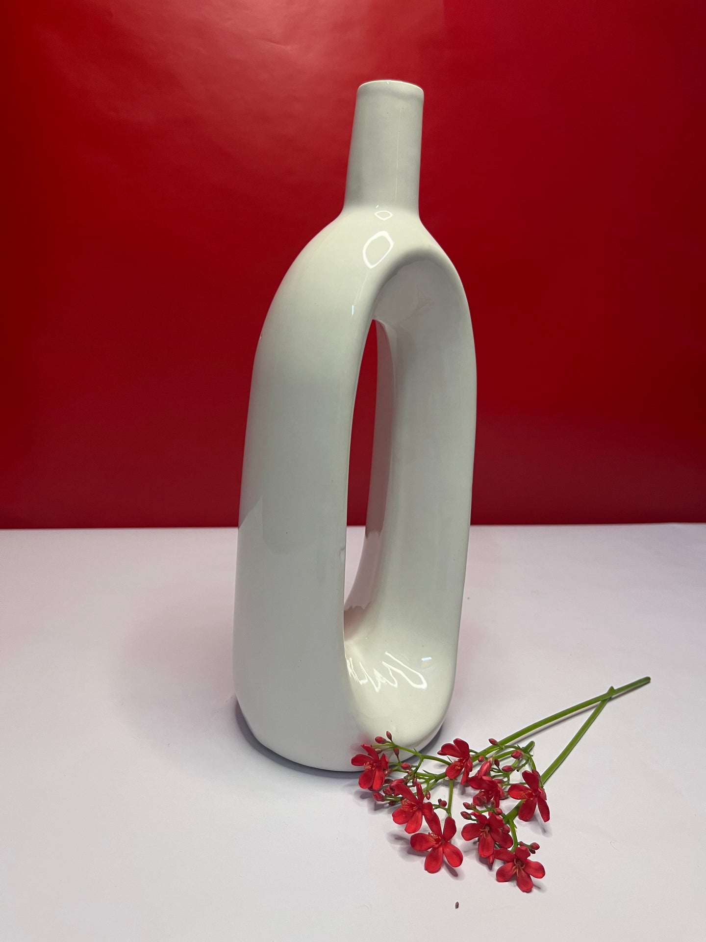 Ring Flower Vase - White